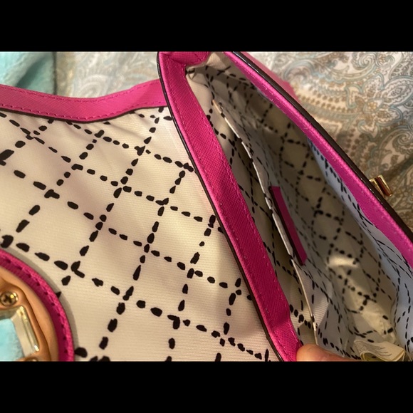 Kate spade crossbody - Picture 3 of 5